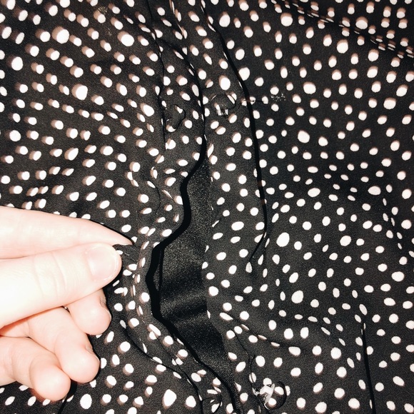 CUTE POLKA DOT ROMPER - Picture 2 of 4